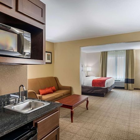 Comfort Suites Ennis Esterno foto