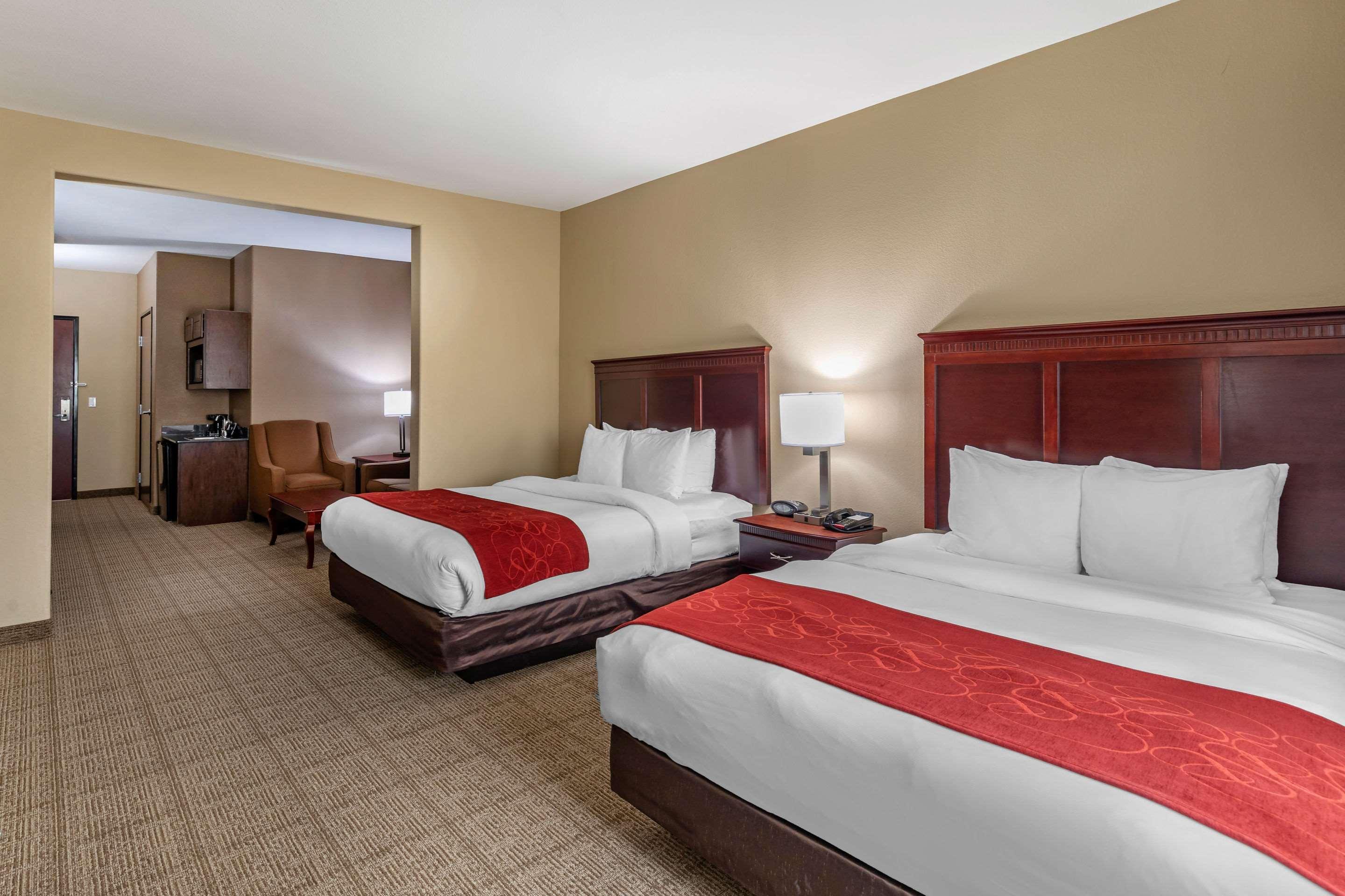 Comfort Suites Ennis Esterno foto