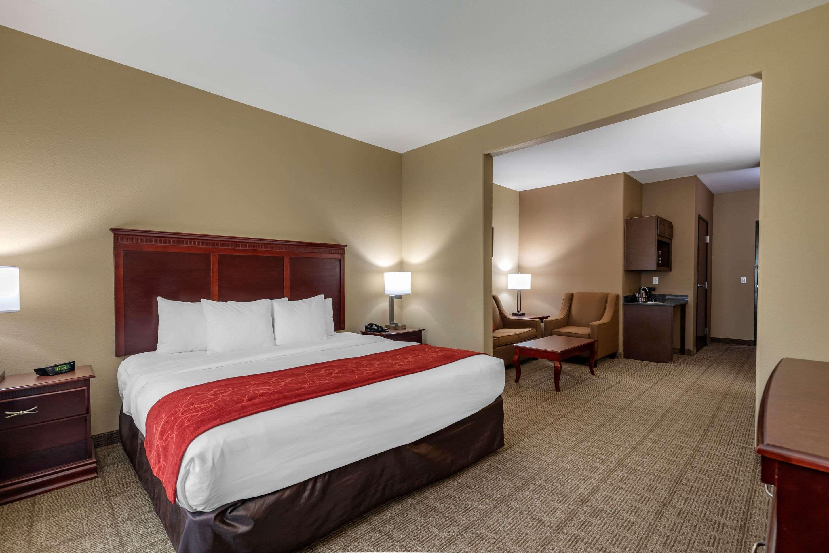 Comfort Suites Ennis Esterno foto