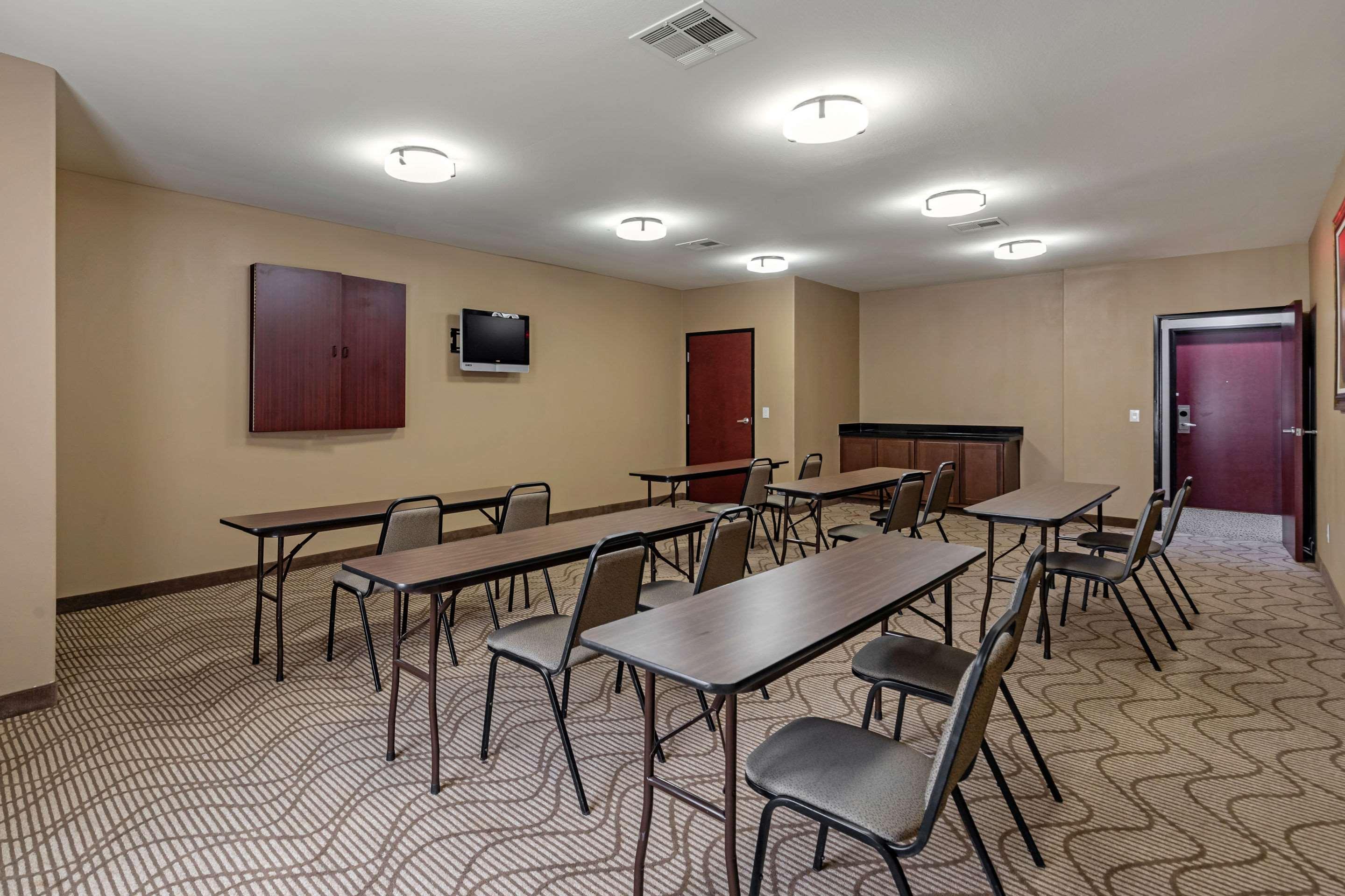 Comfort Suites Ennis Esterno foto