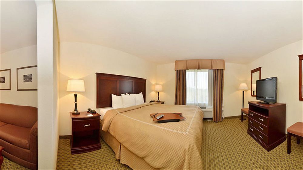 Comfort Suites Ennis Esterno foto